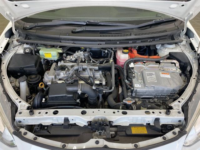 TOYOTA AQUA 2015 Image 31