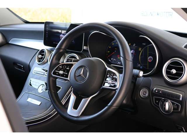 MERCEDES BENZ C CLAS 2020 Image 31