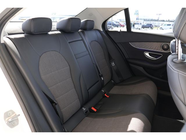 MERCEDES BENZ C CLAS 2020 Image 31