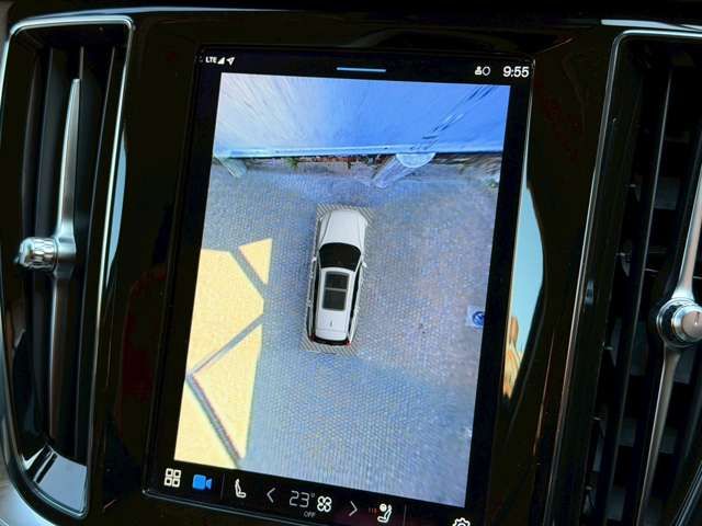 VOLVO V60 2023 Image 31