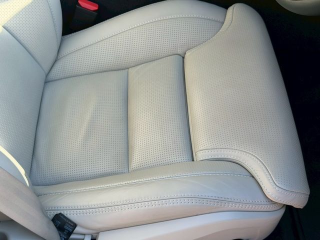 VOLVO V60 2023 Image 31