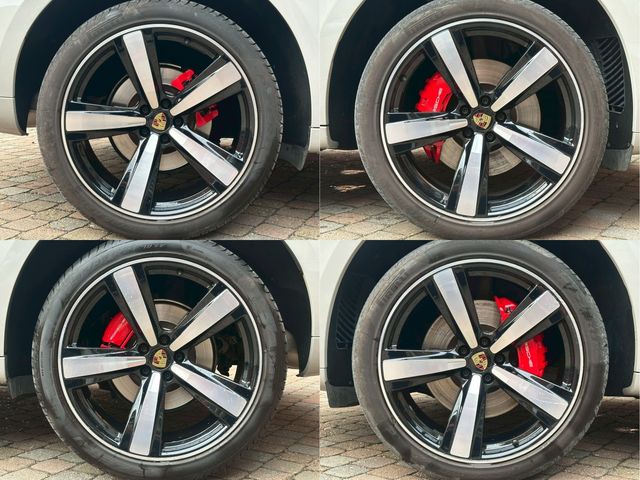 PORSCHE MACAN 2023 Image 31