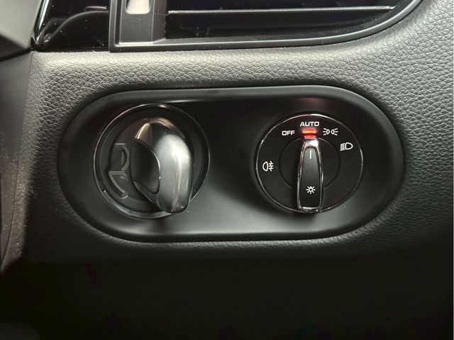 PORSCHE MACAN 2023 Image 31