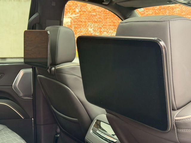 CADILLAC ESCALADE 2024 Image 31