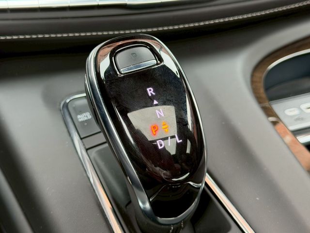 CADILLAC ESCALADE 2024 Image 31