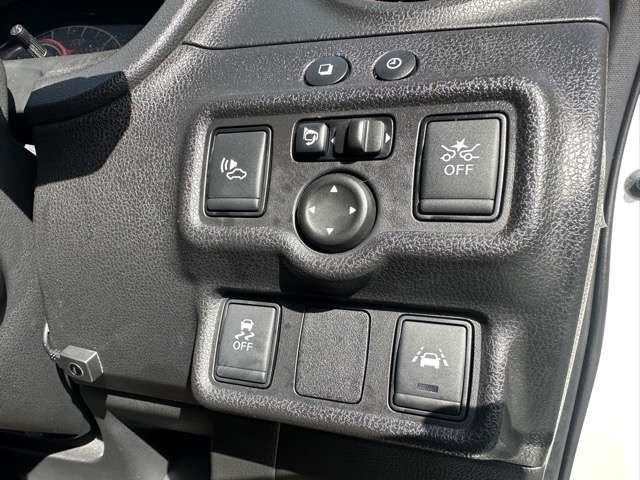 NISSAN NOTE 2018 Image 31