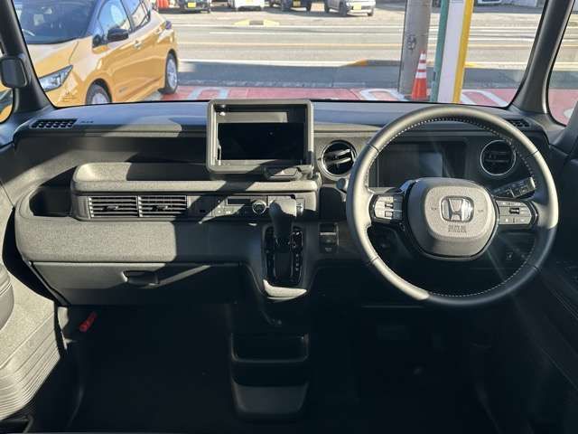 HONDA N BOX CUSTOM 2025 Image 31