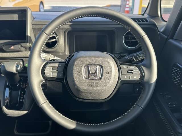 HONDA N BOX CUSTOM 2025 Image 31