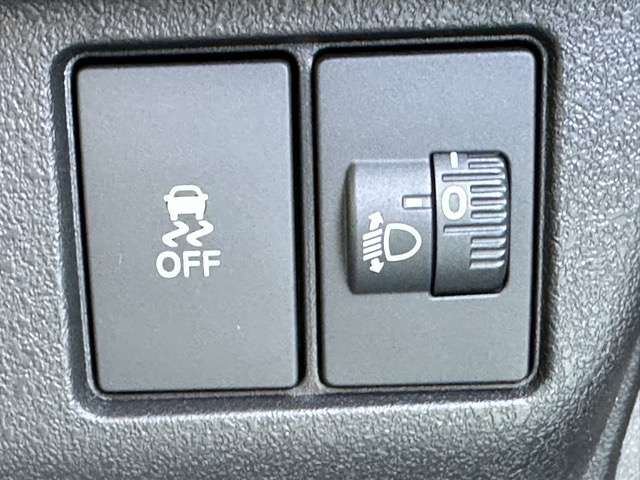 HONDA N BOX CUSTOM 2025 Image 31