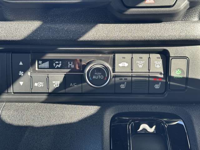 HONDA N BOX CUSTOM 2025 Image 31