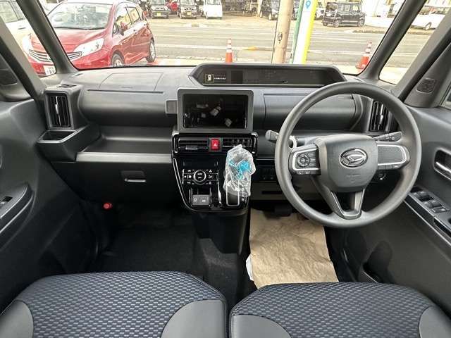 DAIHATSU TANTO CUSTOM 2024 Image 31