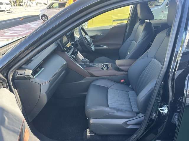 TOYOTA HARRIER HYBRID 2023 Image 31