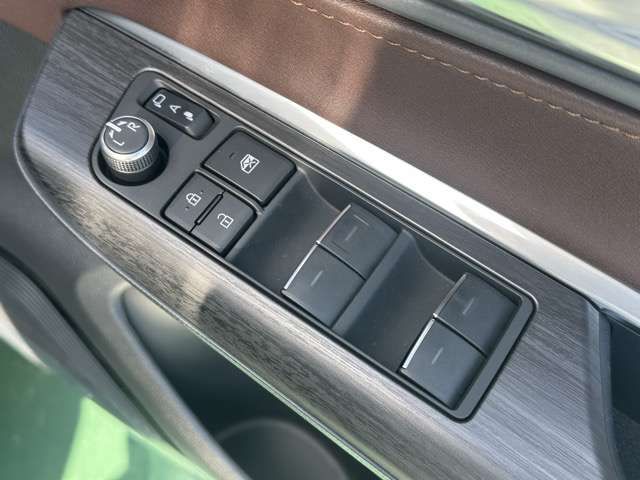 TOYOTA HARRIER HYBRID 2023 Image 31