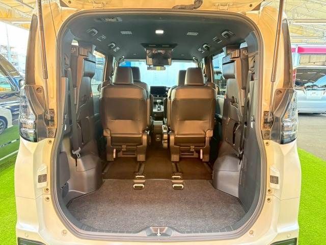 TOYOTA VOXY HYBRID 2023 Image 31