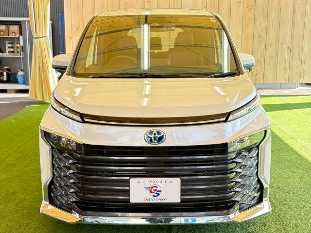 TOYOTA VOXY HYBRID 2023 Image 31