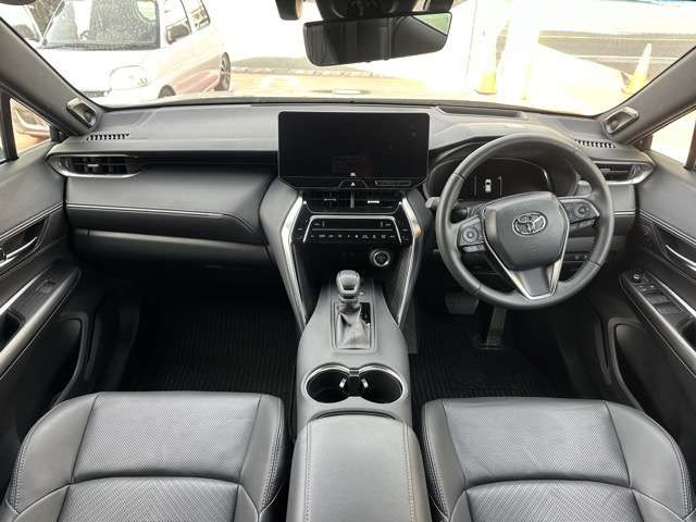 TOYOTA HARRIER HYBRID 2025 Image 31