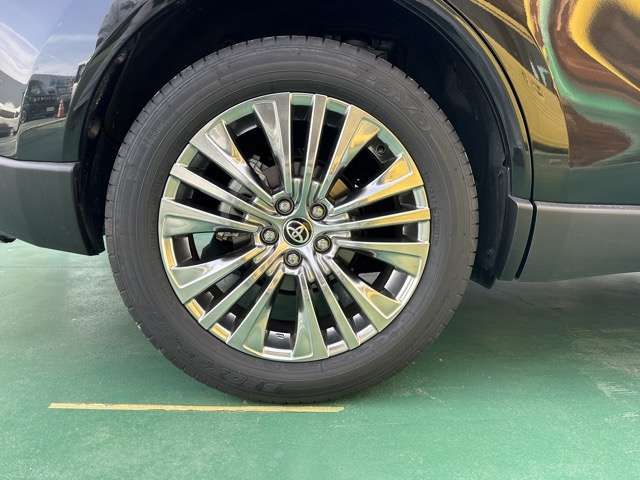 TOYOTA HARRIER HYBRID 2025 Image 31