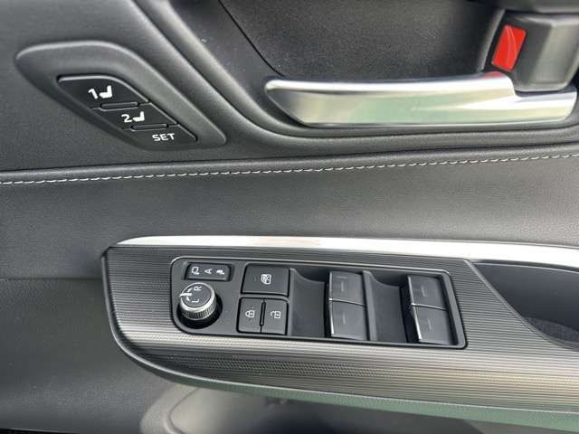 TOYOTA HARRIER HYBRID 2025 Image 31