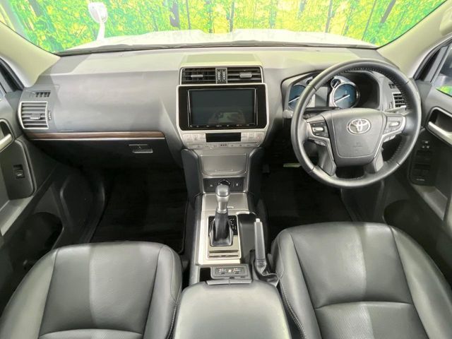 TOYOTA LANDCRUISER PRADO 2023 Image 31