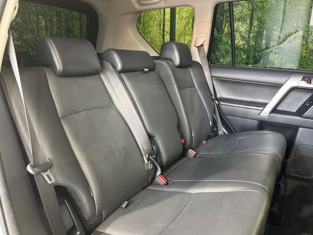 TOYOTA LANDCRUISER PRADO 2023 Image 31