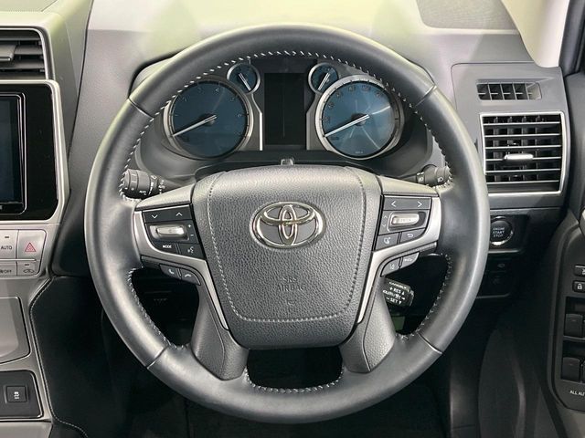 TOYOTA LANDCRUISER PRADO 2023 Image 31