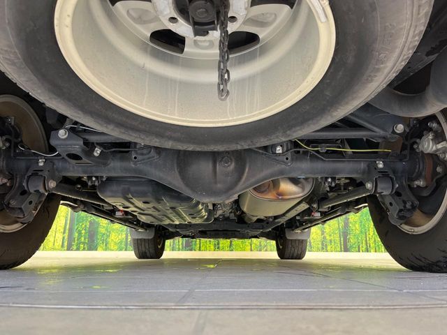 TOYOTA LANDCRUISER PRADO 2023 Image 31