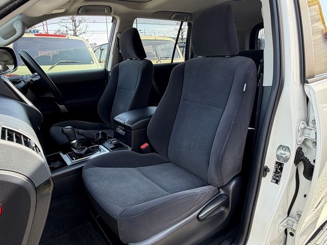 TOYOTA LANDCRUISER PRADO 2020 Image 31