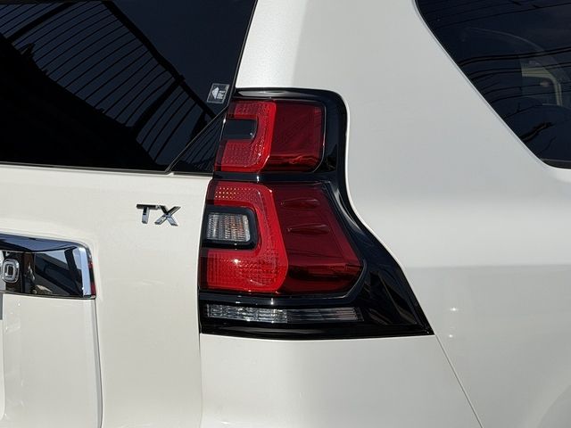 TOYOTA LANDCRUISER PRADO 2020 Image 31