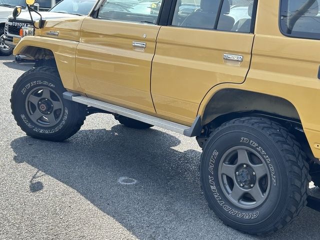 TOYOTA LANDCRUISER VAN 2002 Image 31