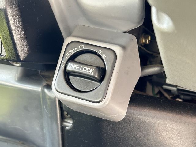 TOYOTA LANDCRUISER VAN 2002 Image 31