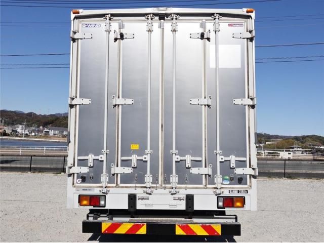 MITSUBISHI FUSOU FIGHTER 2015 Image 31