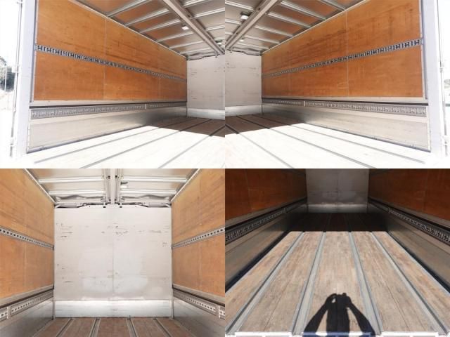 MITSUBISHI FUSOU FIGHTER 2015 Image 31