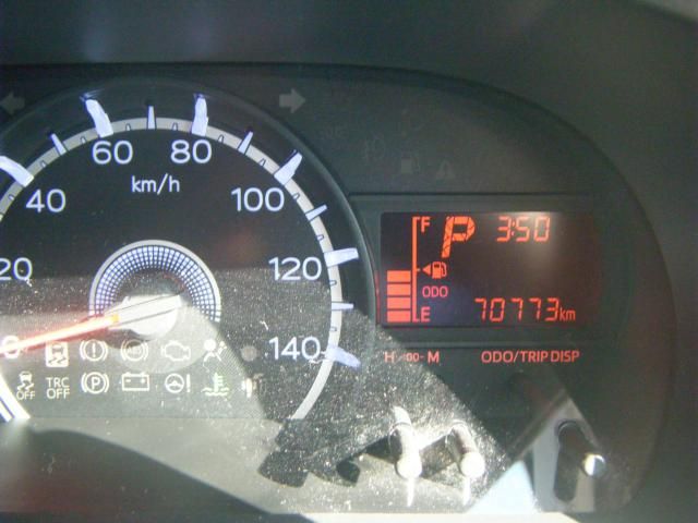 DAIHATSU MOVE 4WD 2015 Image 31