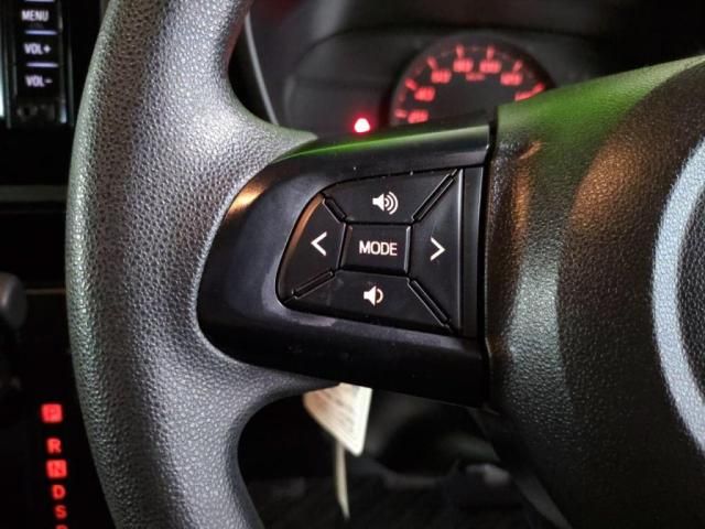 TOYOTA TANK 2018 Image 31