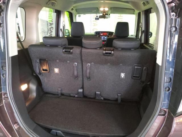 TOYOTA TANK 2018 Image 31