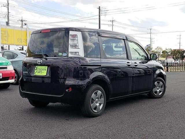 TOYOTA SIENTA 2013 Image 31