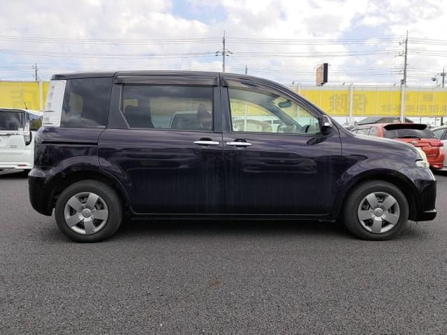 TOYOTA SIENTA 2013 Image 31