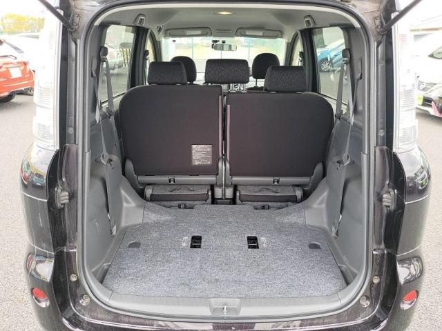 TOYOTA SIENTA 2013 Image 31