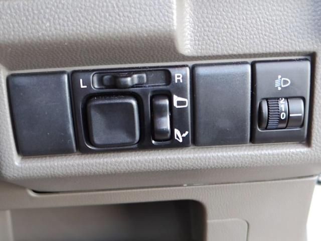 NISSAN PINO 2009 Image 31