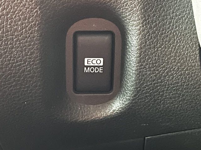 NISSAN CUBE 2017 Image 31