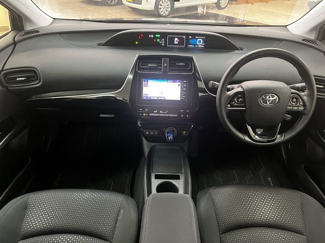TOYOTA PRIUS 2020 Image 31