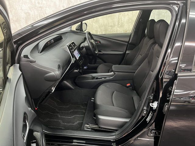 TOYOTA PRIUS 2020 Image 31