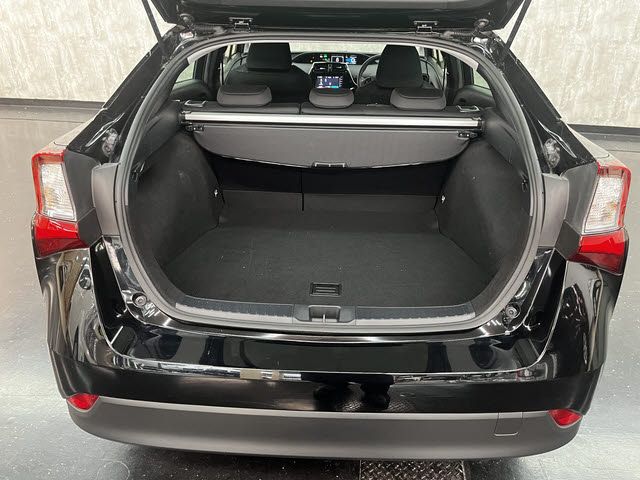 TOYOTA PRIUS 2020 Image 31