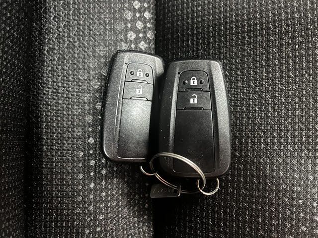 TOYOTA PRIUS 2020 Image 31