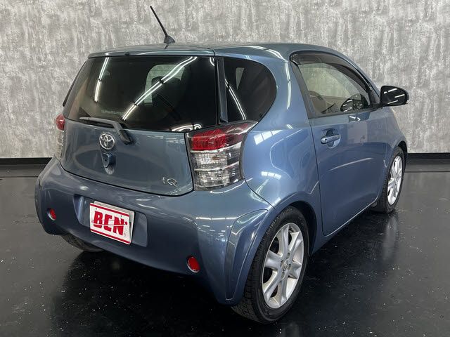 TOYOTA IQ 2009 Image 31