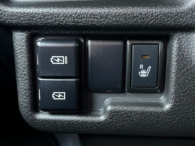 SUZUKI WAGON R SMILE 2024 Image 31