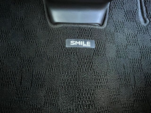 SUZUKI WAGON R SMILE 2024 Image 31