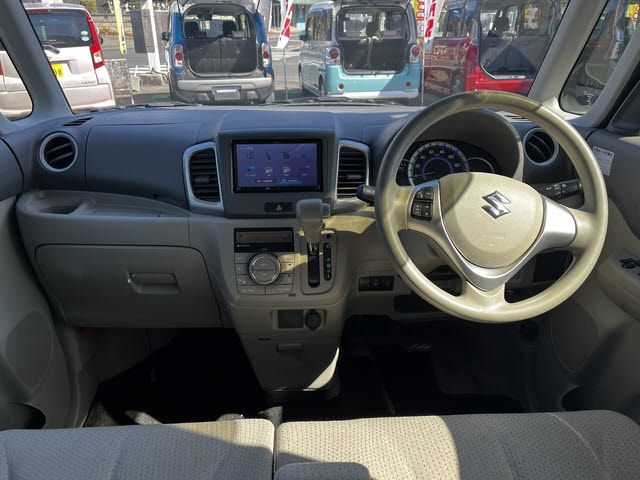 SUZUKI SPACIA 2015 Image 31