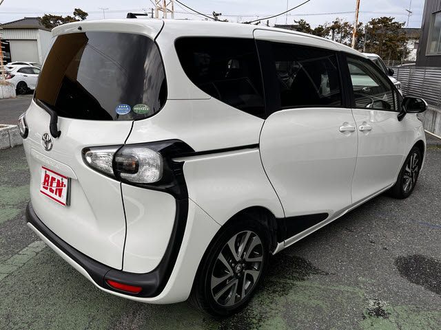TOYOTA SIENTA 2015 Image 31
