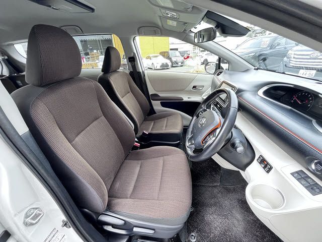 TOYOTA SIENTA 2015 Image 31